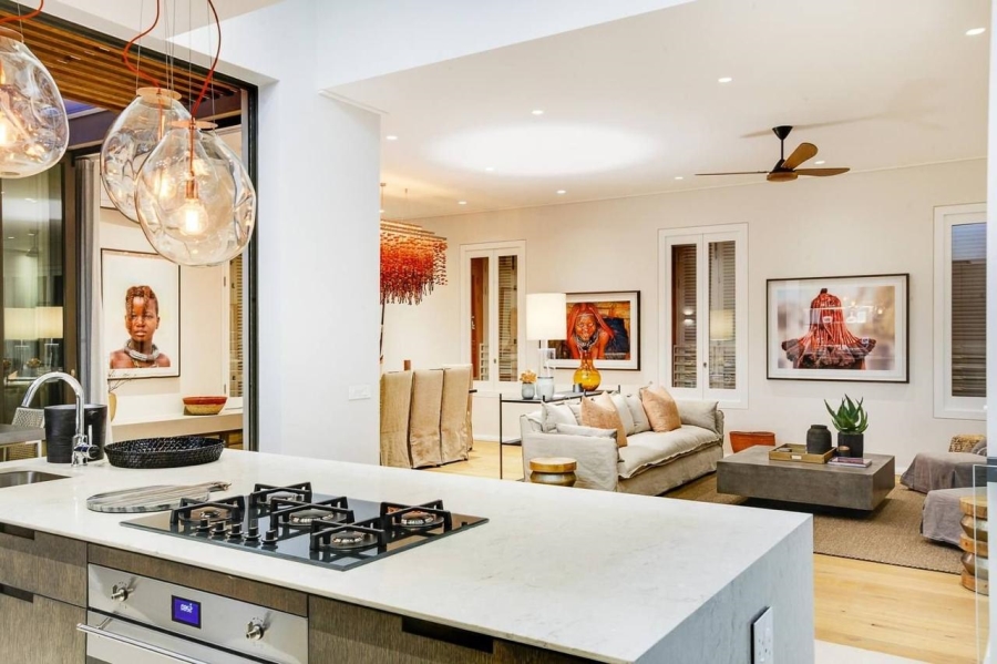 To Let 2 Bedroom Property for Rent in Green Point Western Cape